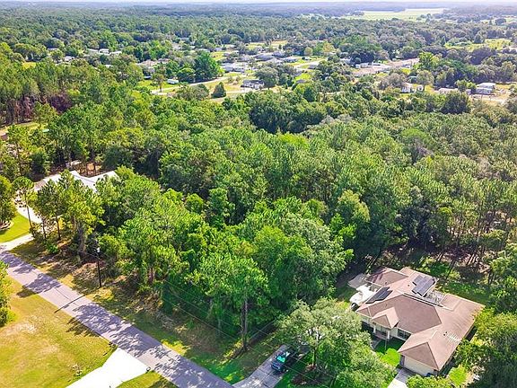 4th image of 15620 Oakcrest Cir