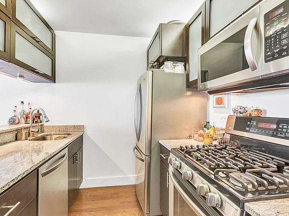 3rd image of 415 E 37th St APT 7H