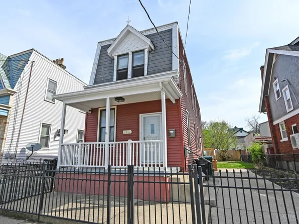 2962 Henshaw Ave, Cincinnati, OH 45225