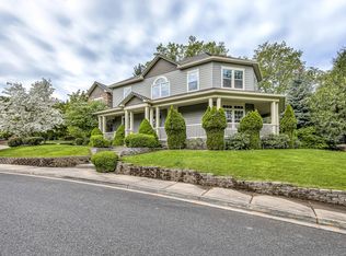 2214 Haviland Dr, Grants Pass, OR 97527