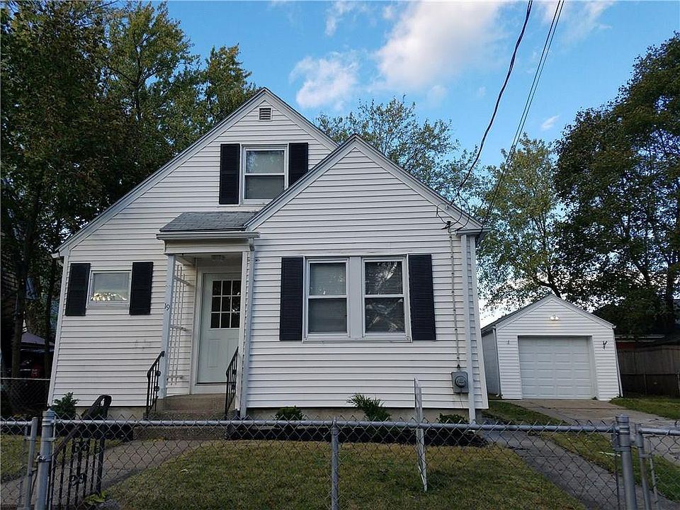 1st image of 19 Essex St