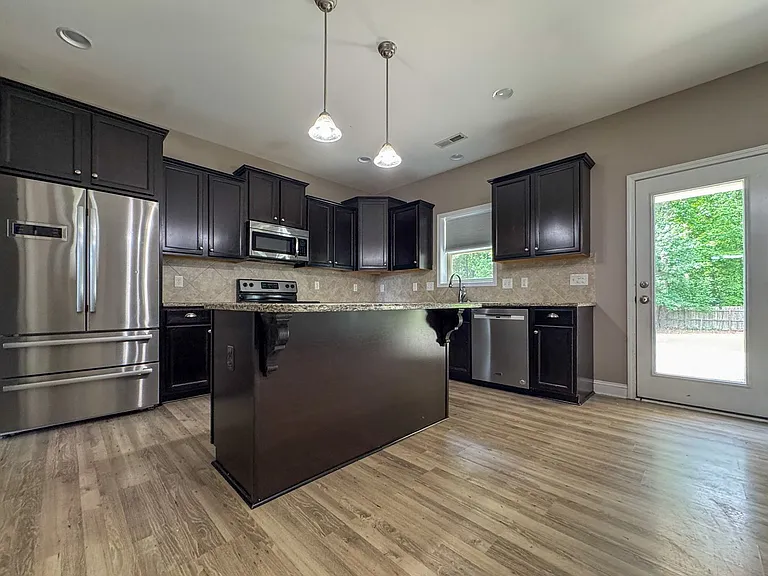 296 Sedgefield Dr — Photo 6
