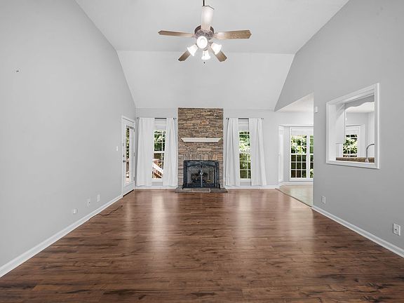 5th image of 4433 Taylor Hall Ln