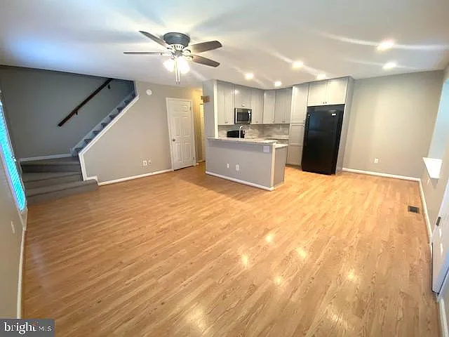 401 Wendover Dr — Photo 6