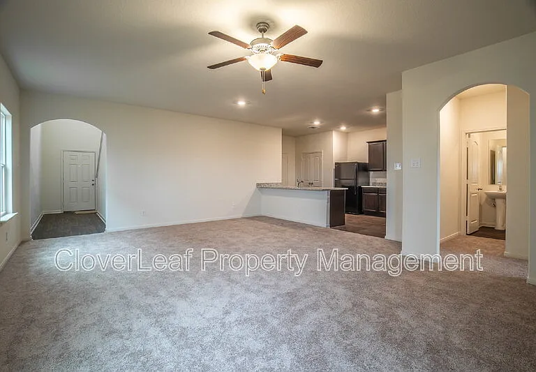 4031 Trail De Paris — Photo 5