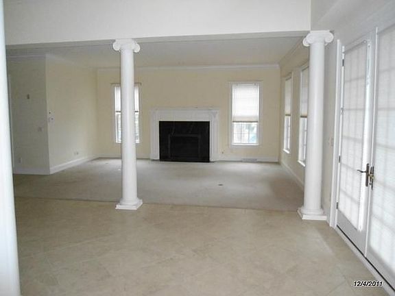 3rd image of 222 S Golden Lake Ln