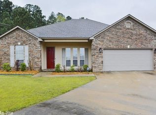205 Wild Cherry Ln, Benton, AR 72015