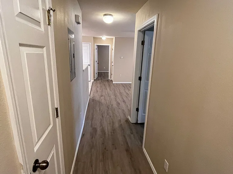 Clifton Height Apartments — Photo 26