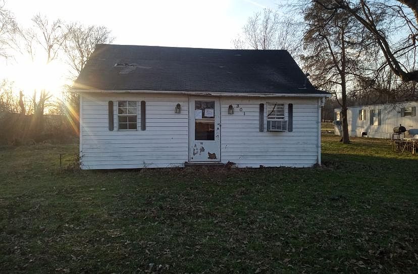 301 N Lunbeck St, Gideon, MO 63848 Zillow