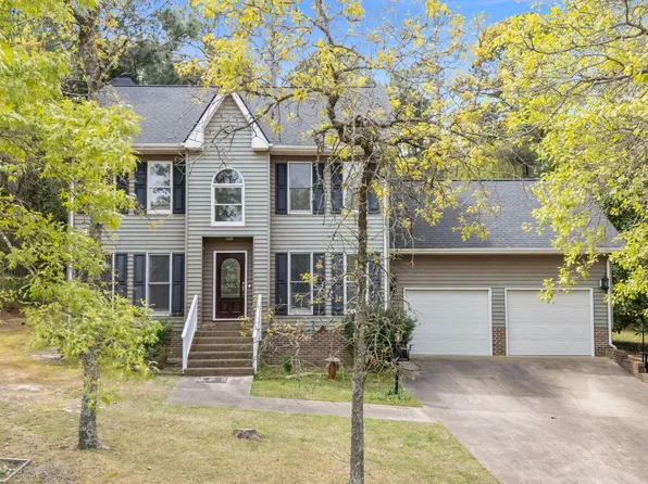 564 Coachman Way, Sanford, NC 27332