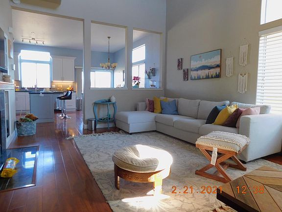 2nd image of 35 Peppertree Ln