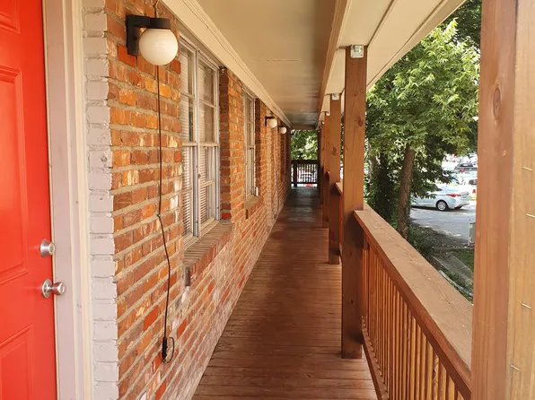 419 Aylesford Pl, Lexington, KY 40508