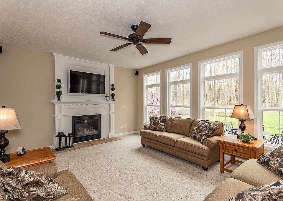 116 Hidden Glen Trl, Chardon, OH 44024 Zillow