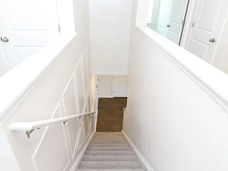 352 Sandbach Rd — Photo 70