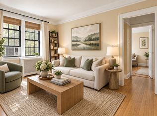 6812 Burns St APT A3, Forest Hills, NY 11375