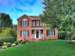 112 Glenbrook Dr, Cranberry Township, PA 16066