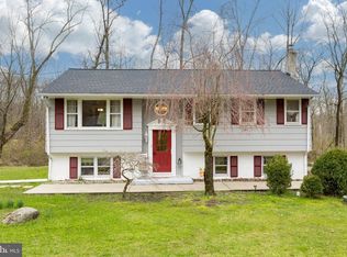 2448 Schaffer Rd, Pottstown, PA 19464