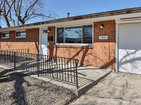 3rd image of 5903 Corsica Dr