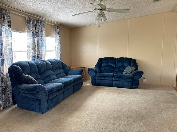 5th image of 2410 Sandlewood Ln