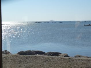 19 White Top Ln, Guilford, CT 06437