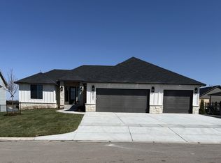 3252 N Bedford St, Wichita, KS 67226