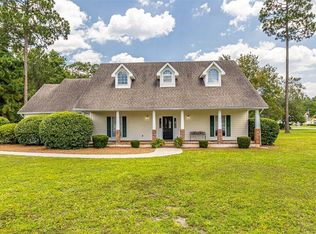 302 Edge Water Dr, Brunswick, GA 31525