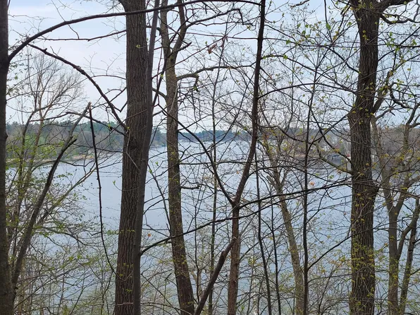 31528 Lakeview Dr, Cushing, MN 56443