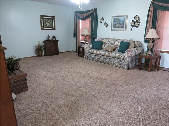 5th image of 2104 Grisso Dr