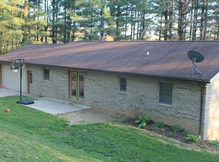 38296 Davis Chapel Rd, Logan, OH 43138