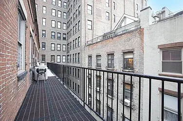 Rented by Nest Seekers International