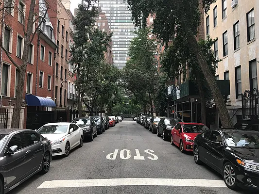 Rented by JSG Realty Corp | media 25