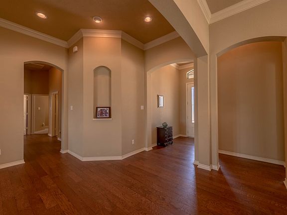 3rd image of 4302 Parnell Dr