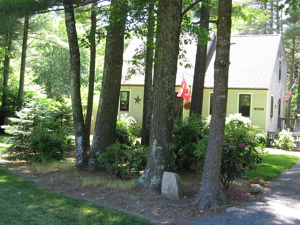 Landscaped Front Yard!