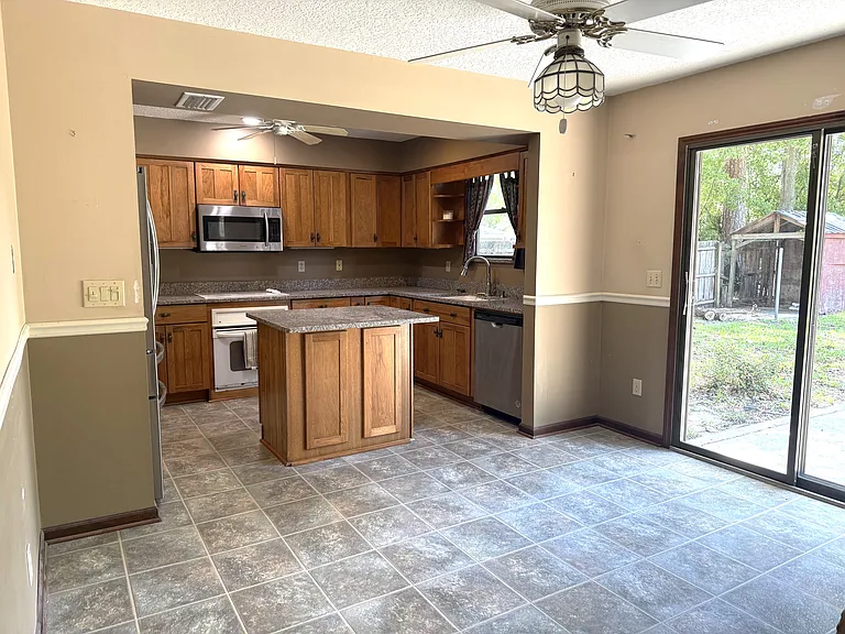 3956 Cedar Cove Ln — Photo 10