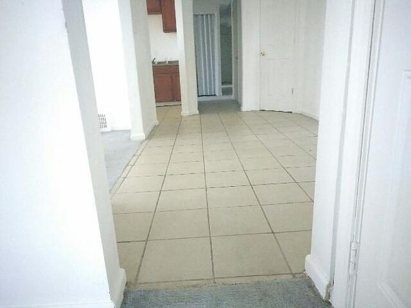 5th image of 13706 La Salle Blvd APT 2