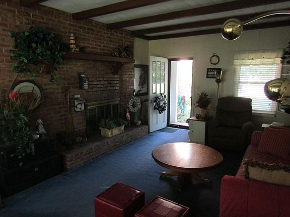 3rd image of 490 W Ontario St