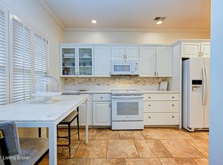 5620 Harrods Run Rd, Prospect, KY 40059