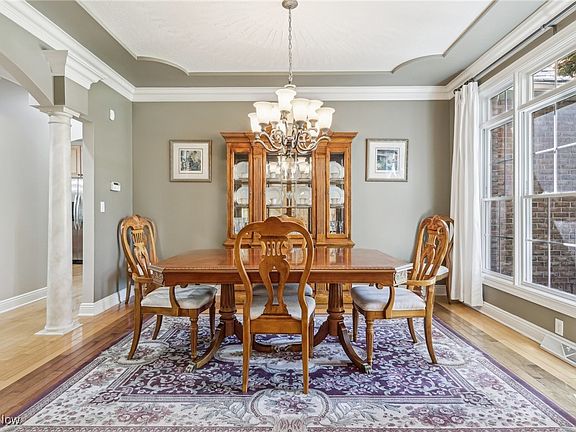5th image of 33616 Saint Francis Dr