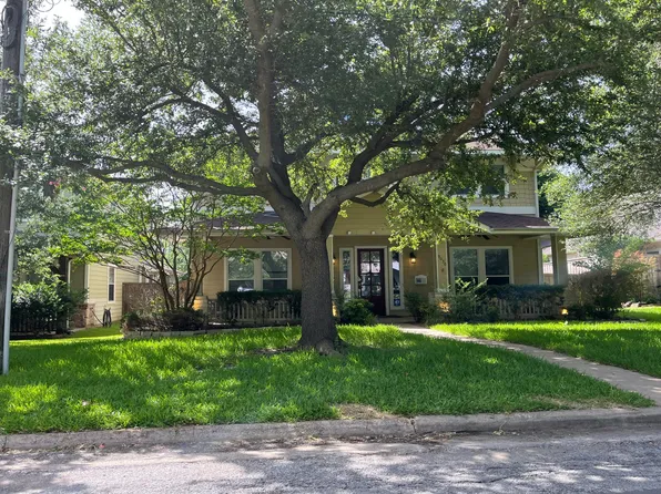 9030 Diceman Dr, Dallas, TX 75218