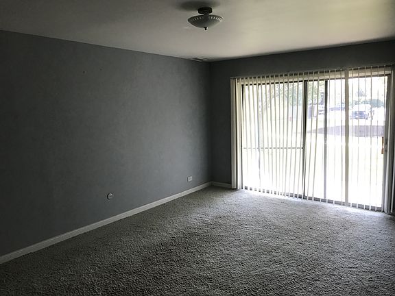 2nd image of 4000 Bayside Dr Unit 109