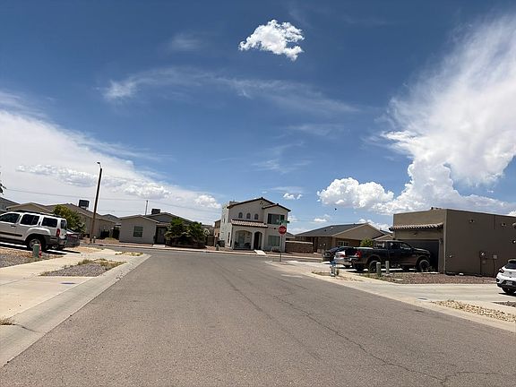 5th image of 14372 Jonathan K Molina Ct