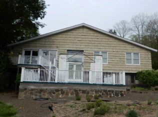 2 Primrose Ct, Norwalk, CT 06854