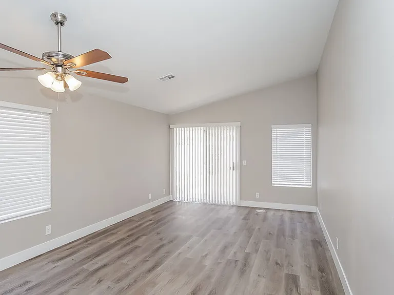 9412 Morehouse Pl — Photo 7