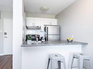 70 Garry St #STUDIO, Winnipeg, MB R3C3J9