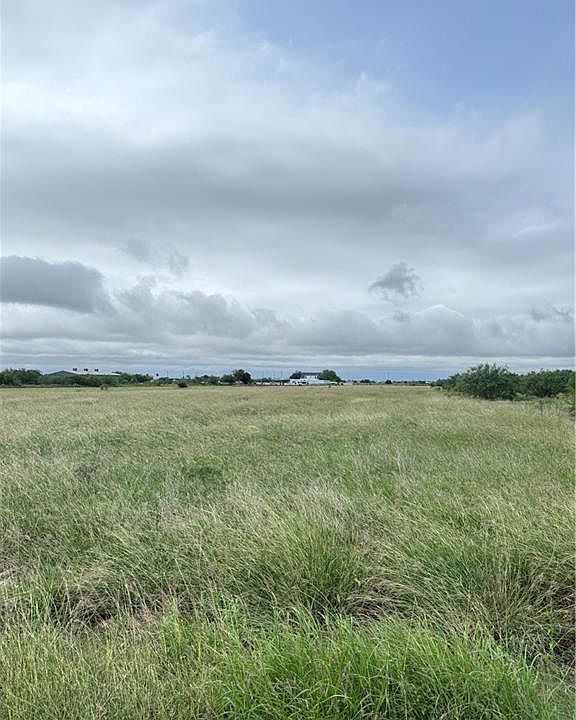 2nd image of 603 W Wisconsin Rd