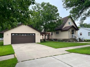 620 5th Ave, Madison, MN 56256