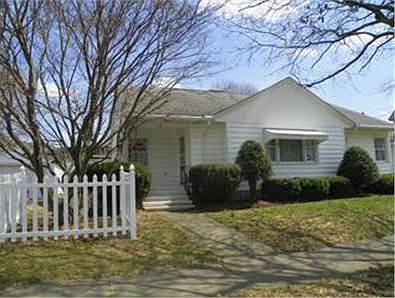 1st image of 18 Hammond St
