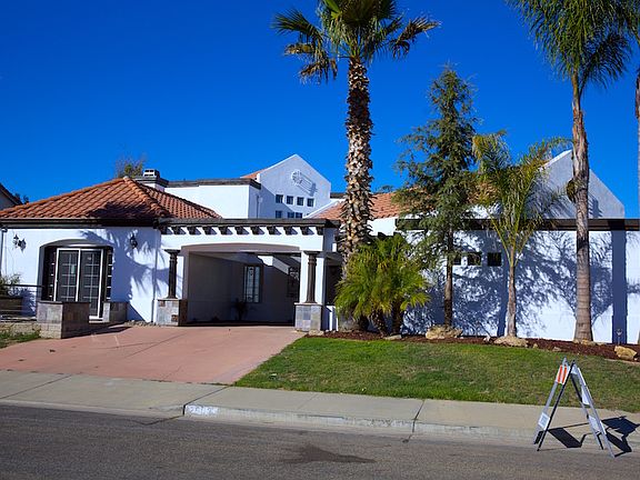 3rd image of 2503 S Castlerock Ln