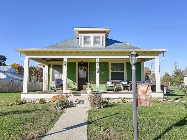 262 W Walnut St, Saint Paris, OH 43072