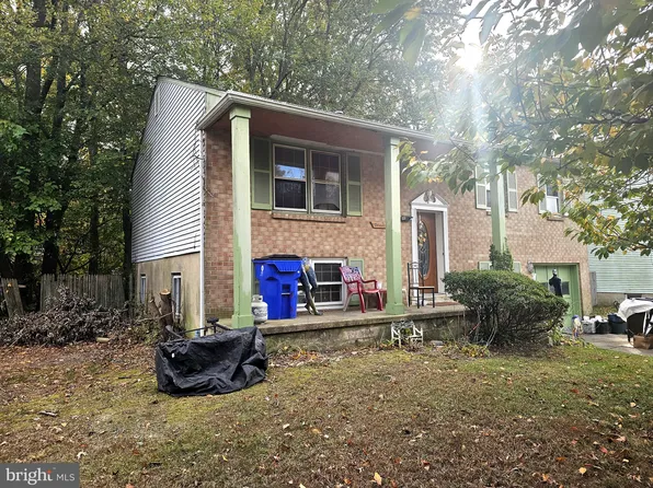 6 Melodic Dr, Newark, DE 19713